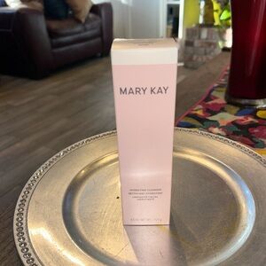 Mary Kay Hydrating Cleanser